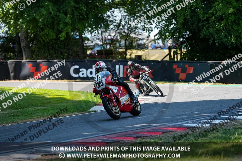 cadwell park;cadwell park photographs;cadwell trackday photographs;enduro digital images;event digital images;eventdigitalimages;peter wileman photography;racing digital images;trackday digital images;trackday photos